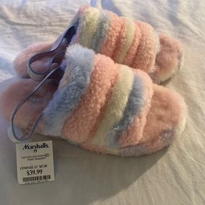 UGG slippers brand new never worn tag still on them!
